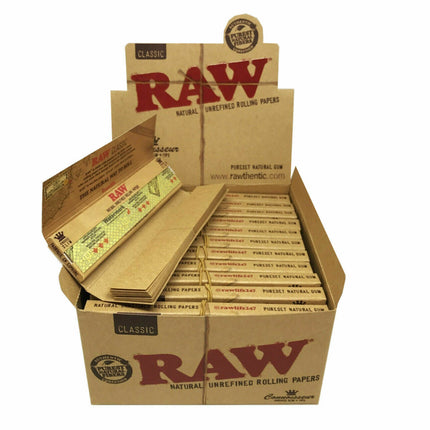 RAW - Classic Connoisseur Kingsize Slim Papers with Rolling Tips